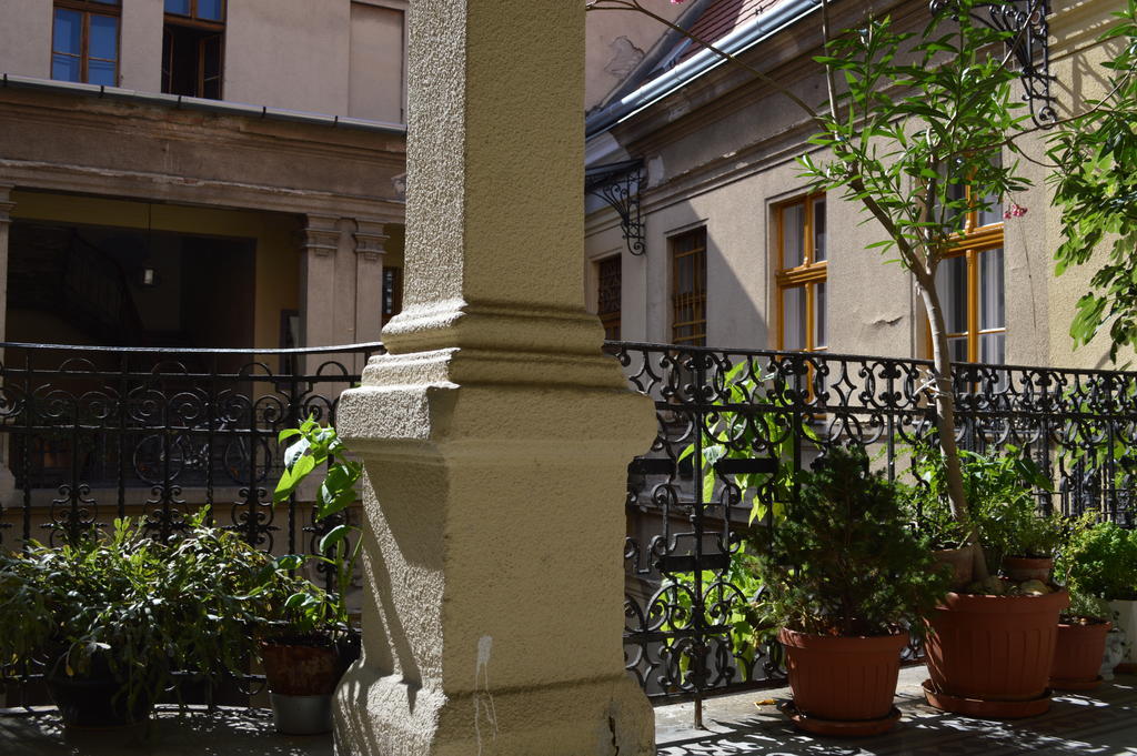 Synagogue Central Guest House Budapest Exterior photo